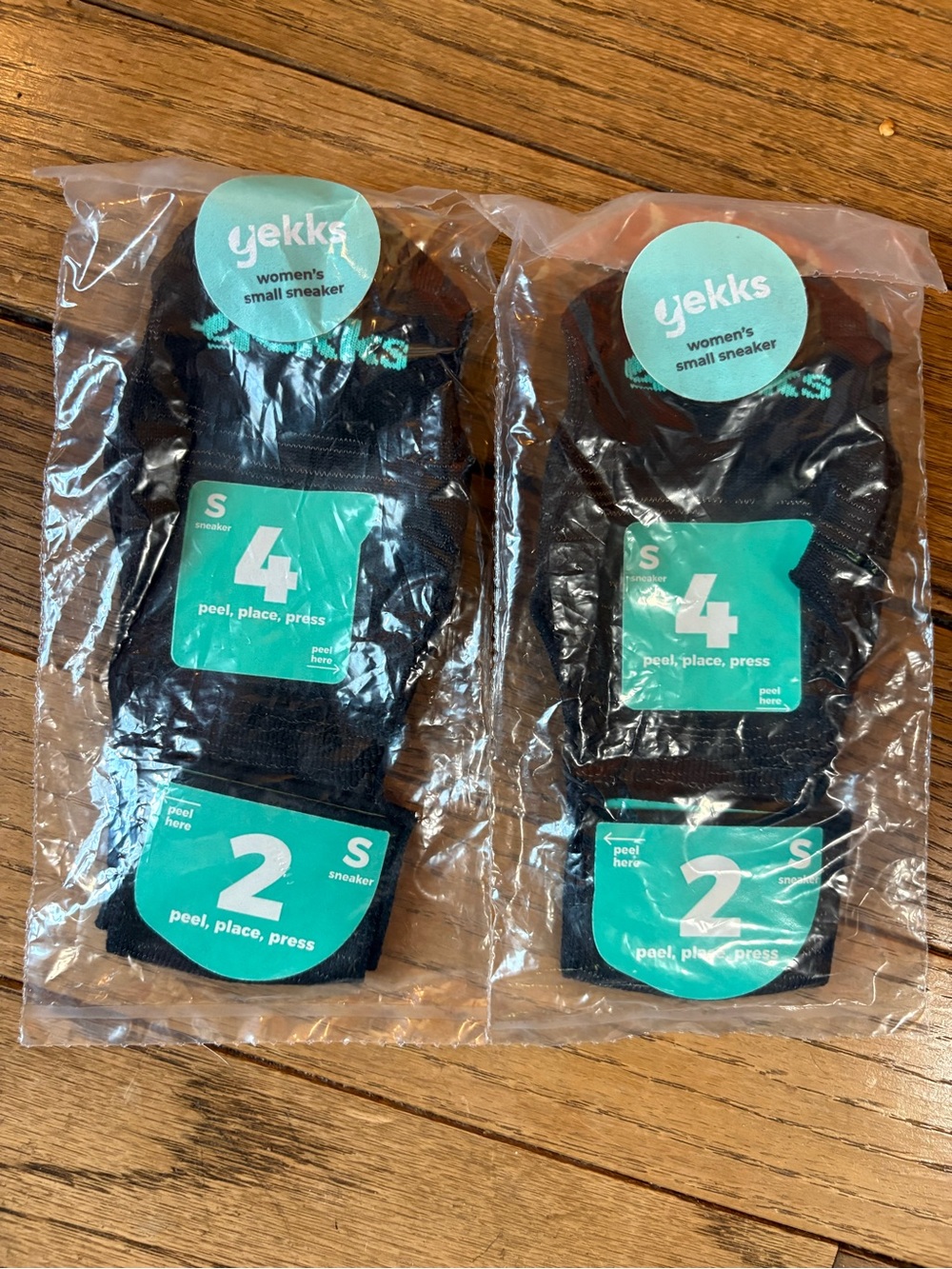 2 pairs GEKKS Women's No-Show Shoe Small Heel H-F New in Package